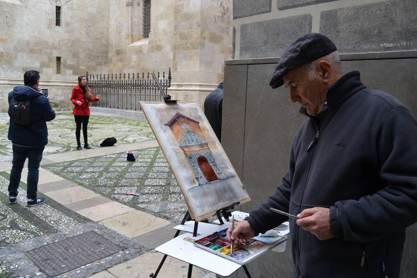 Un centenar de pintores de Andalucía Oriental celebraron el domingo, 25 de noviembre, el Día Mundial de la Acuarela, en el entorno de la Catedral de Granada