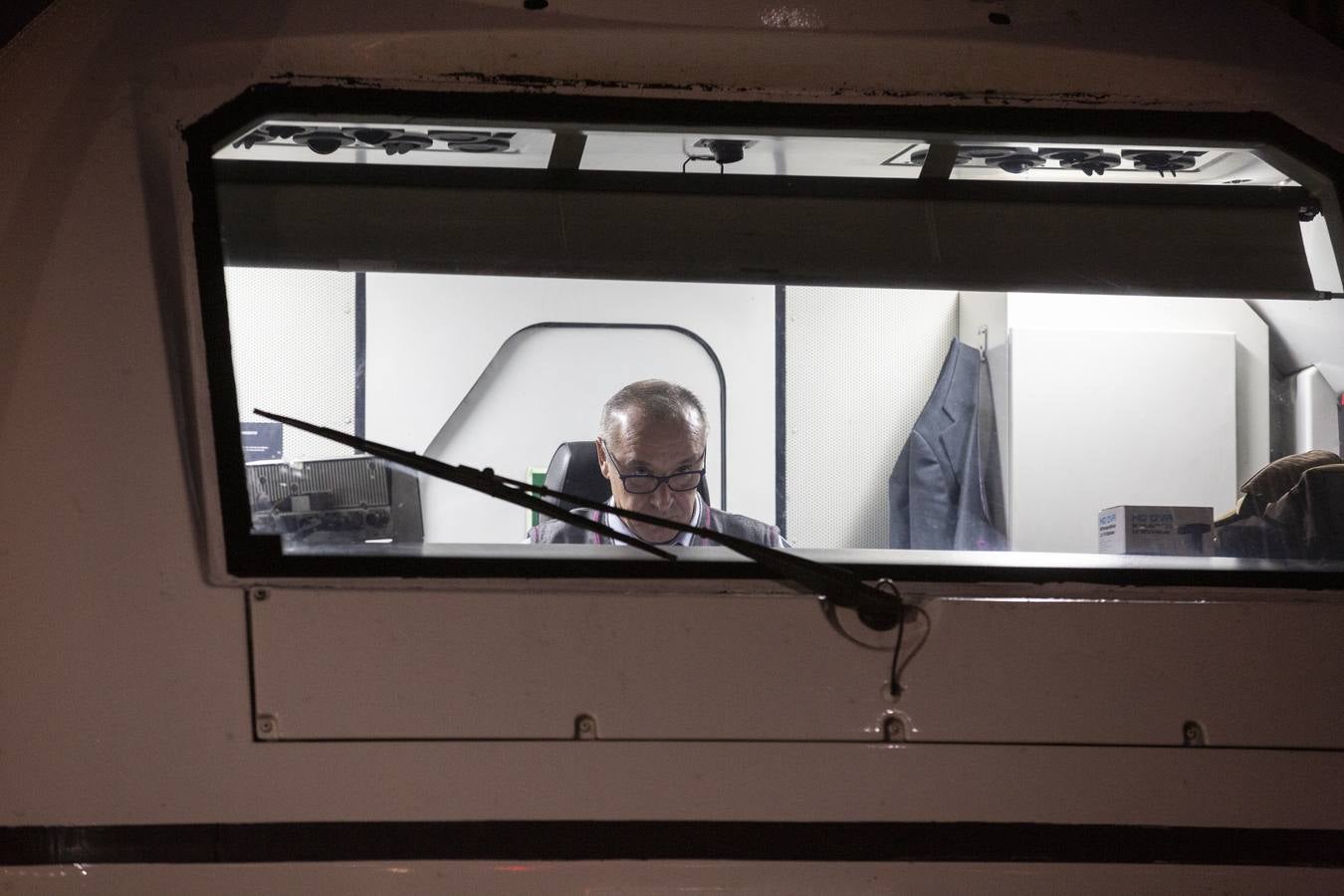 A las 7:35 horas ha partido puntual, con 110 viajeros a bordo, el Talgo que une ya Granada con Madrid en cinco horas