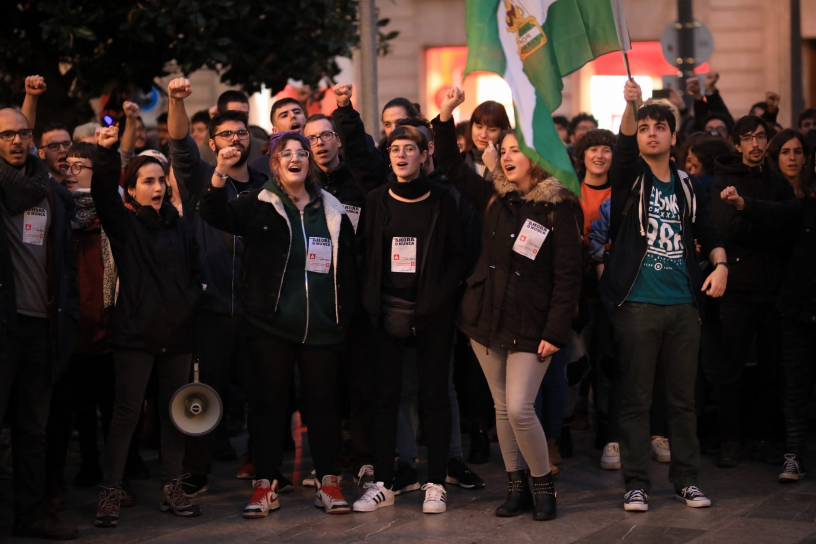 La concentración, convocada a las 18.00 horas, se desarolla con tranquilidad