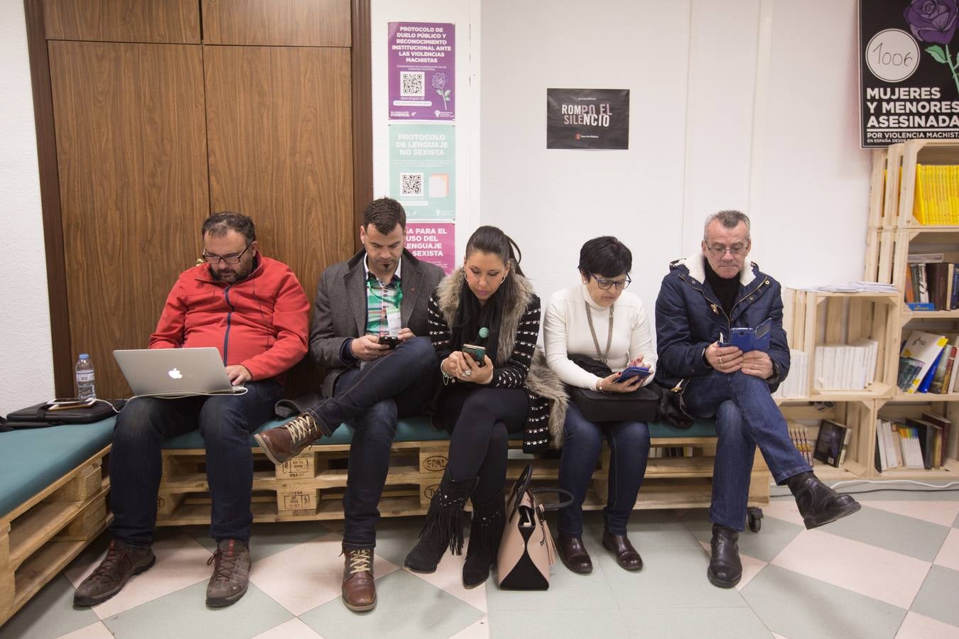 Repaso en instantáneas de una jornada intensa de elecciones en Granada