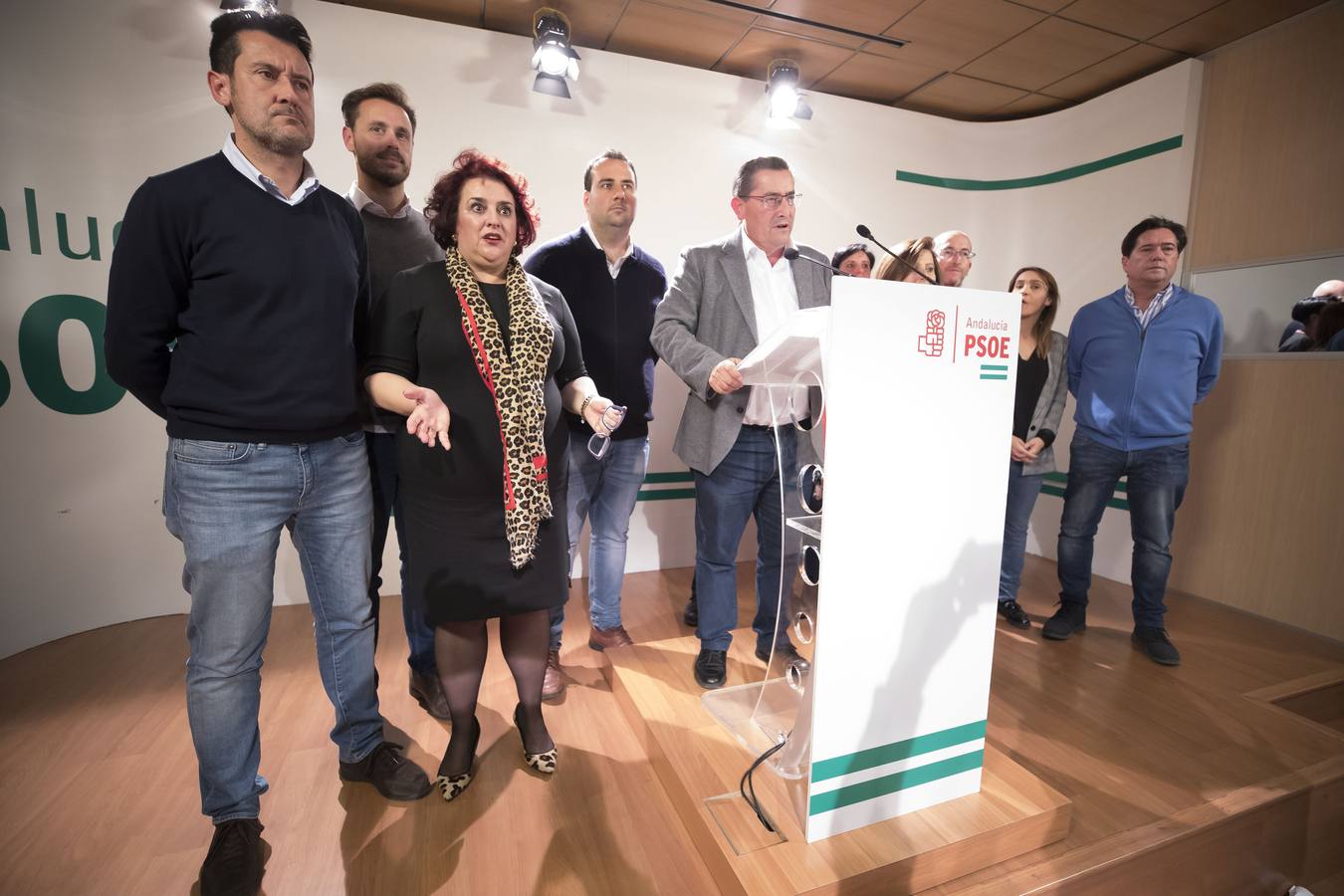 Repaso en instantáneas de una jornada intensa de elecciones en Granada