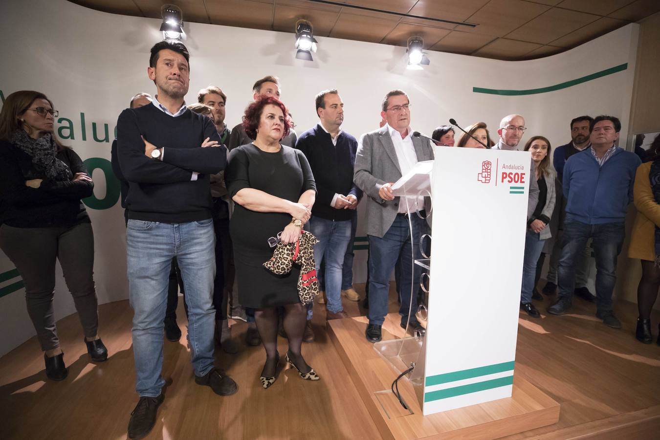 Repaso en instantáneas de una jornada intensa de elecciones en Granada