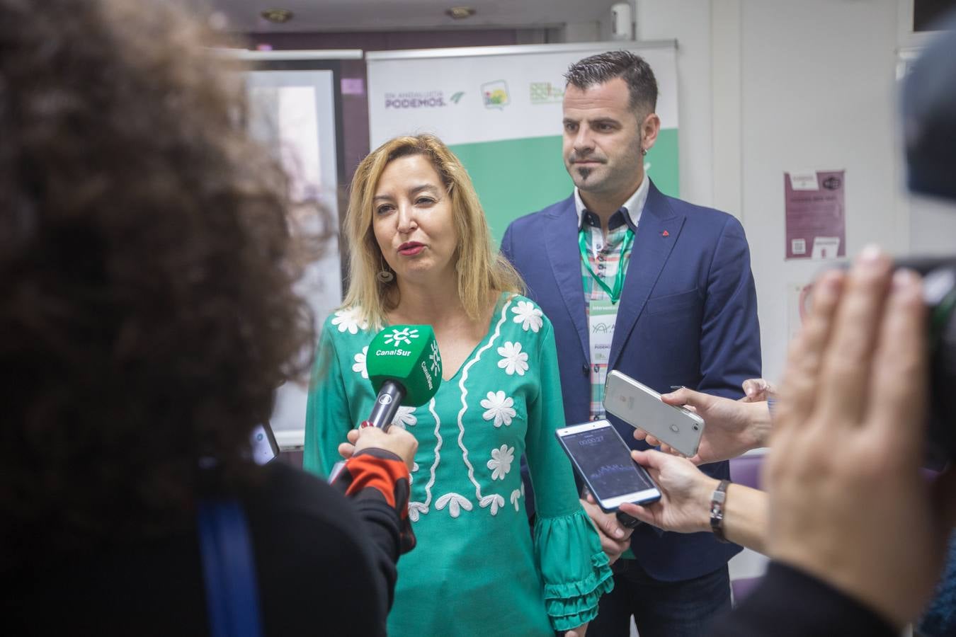 Repaso en instantáneas de una jornada intensa de elecciones en Granada