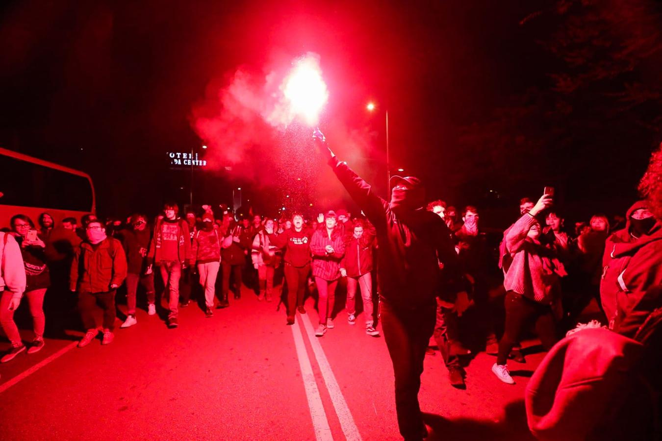 Consideran que «el motivo principal de que Vox haya llegado al Parlamento es que los partidos de izquierda no están unidos»