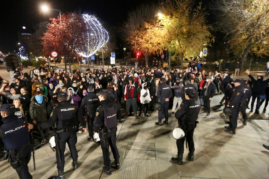 Prosiguen las protestas tras los resultados de las elecciones andaluzas del domingo