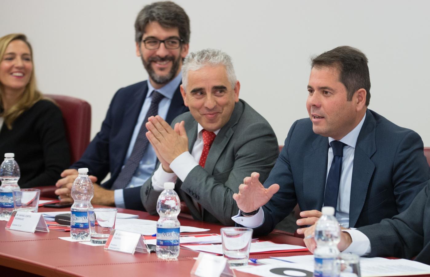 La Cámara de Comercio ha presentado este martes las conclusiones del foro de trabajo Directores Financieros Marco Emprendimiento y ha destacado que existen en la provincia «grandes empresas, especialmente en el sector de la tecnología y la biotecnología»