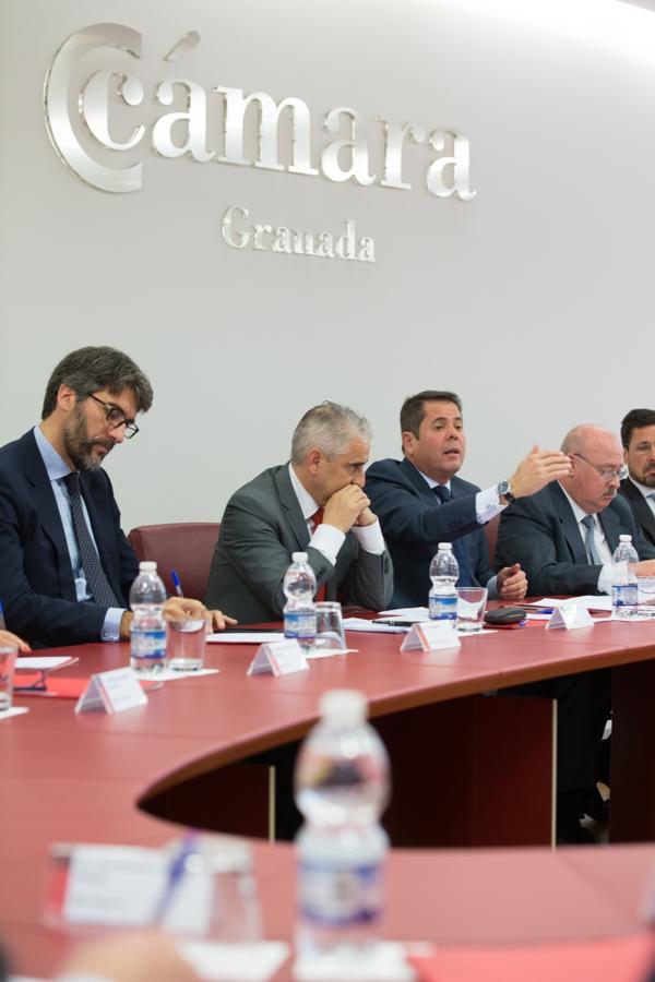 La Cámara de Comercio ha presentado este martes las conclusiones del foro de trabajo Directores Financieros Marco Emprendimiento y ha destacado que existen en la provincia «grandes empresas, especialmente en el sector de la tecnología y la biotecnología»