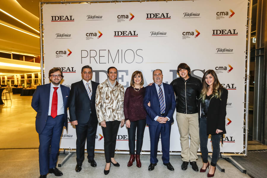 Personas de diferentes ámbitos de la sociedad granadina estuvieron en el Parque de las Ciencias para asistir al evento