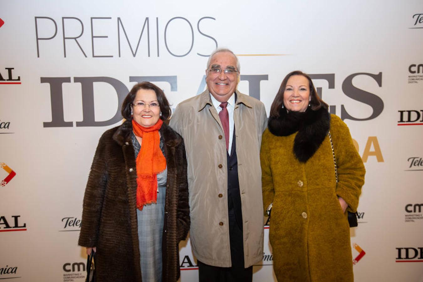 Personas de diferentes ámbitos de la sociedad granadina estuvieron en el Parque de las Ciencias para asistir al evento