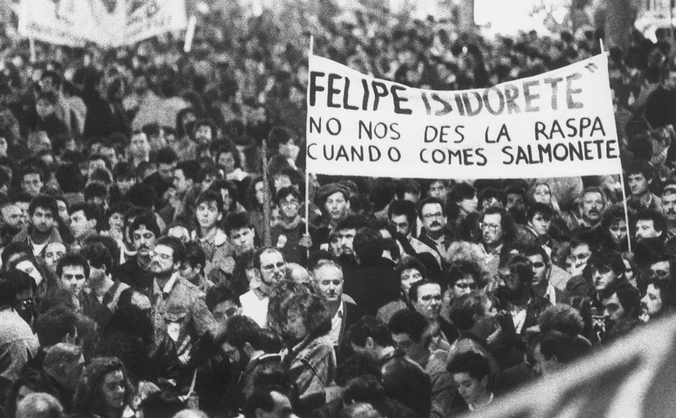 Miles de personas salieron a la calle el 14 de diciembre de 1988.