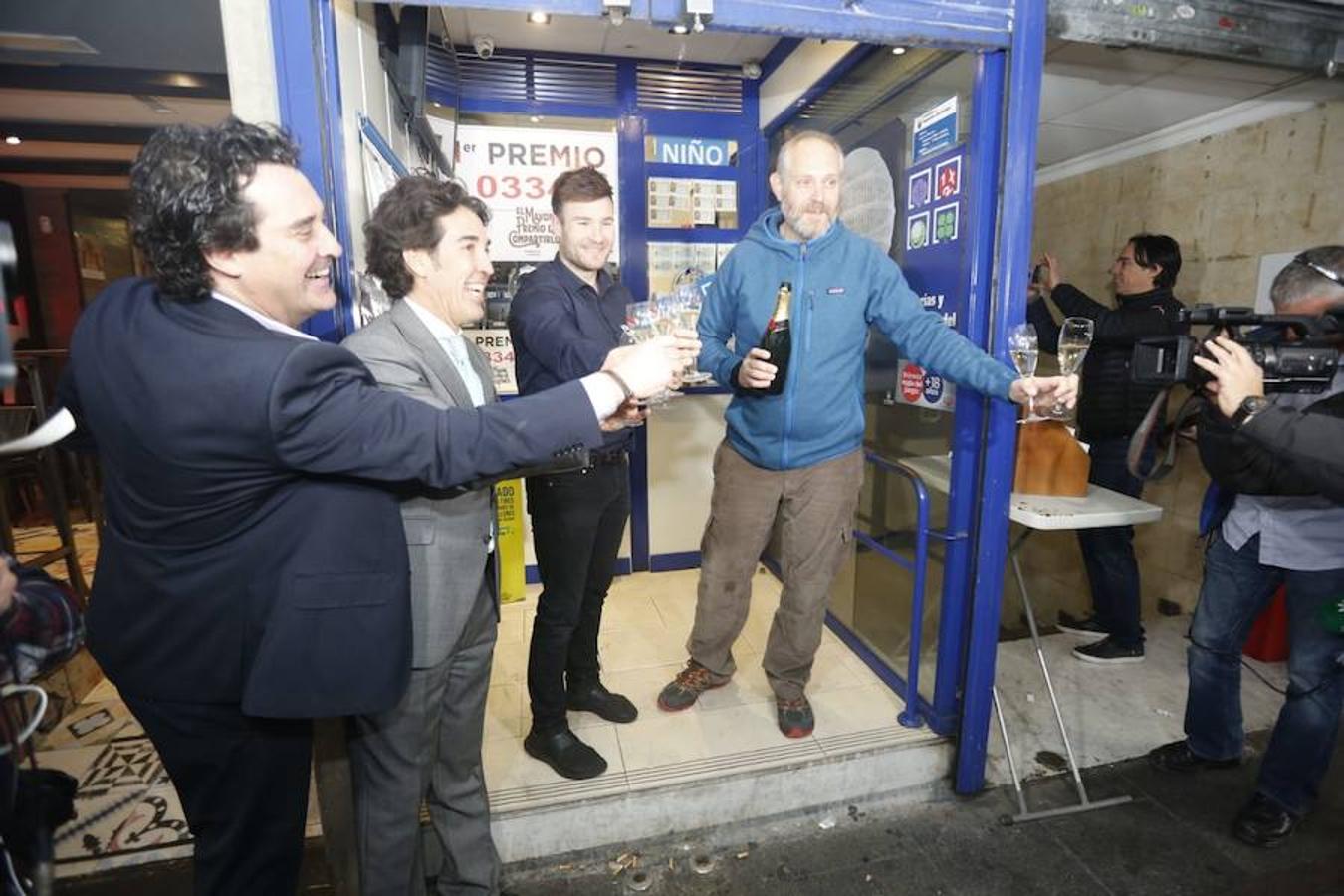 El primer premio se ha vendido en calle Ganivet, de la capital