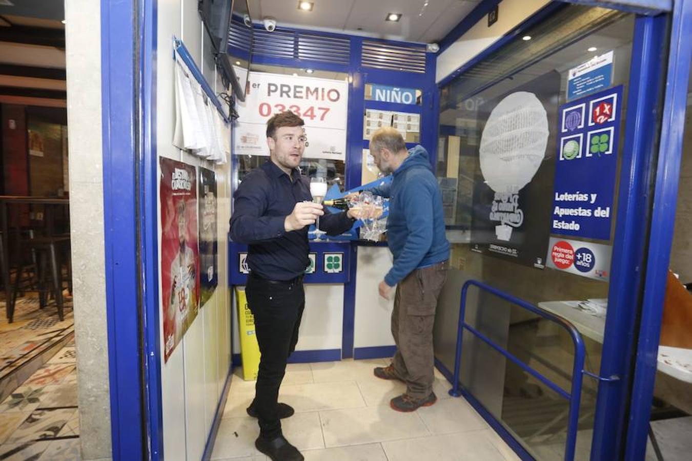 El primer premio se ha vendido en calle Ganivet, de la capital