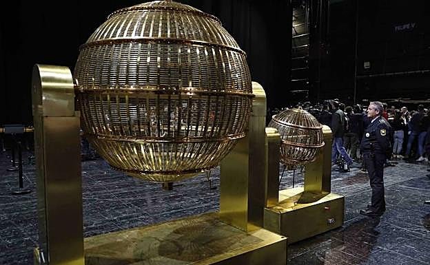 Pozo Alcón recibe 900.000 euros de un quinto premio del Sorteo de Lotería de Navidad