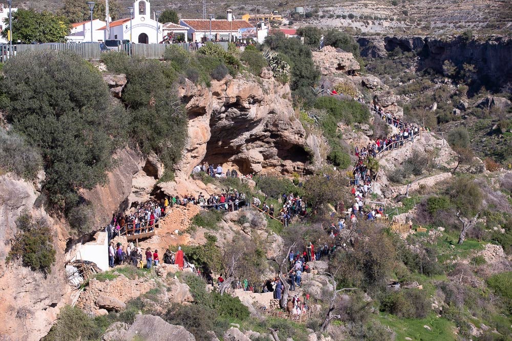 El anejo motrileño de Tablones ha vuelto a organizar su exitoso Belén Viviente, que el municipio 'utiliza' como reclamo turístico