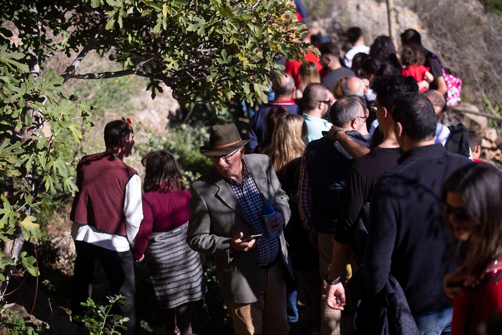El anejo motrileño de Tablones ha vuelto a organizar su exitoso Belén Viviente, que el municipio 'utiliza' como reclamo turístico