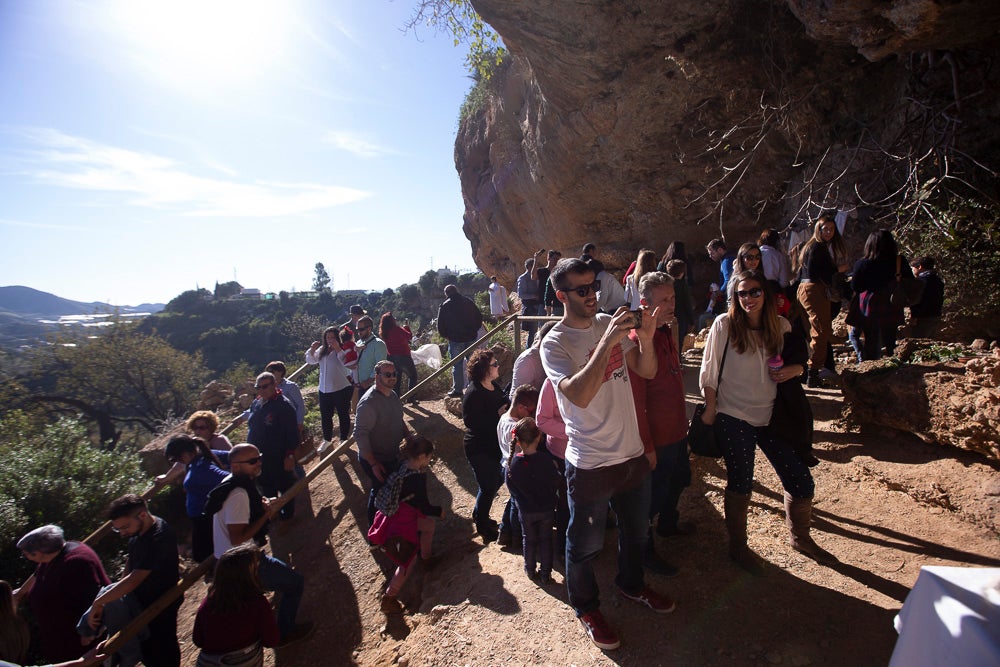 El anejo motrileño de Tablones ha vuelto a organizar su exitoso Belén Viviente, que el municipio 'utiliza' como reclamo turístico