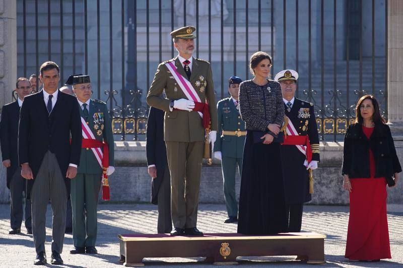 Los Reyes de España, Felipe VI y doña Letizia, presidieron la tradicional Pascua Militar junto a los ministros de Defensa y del Interior, Margarita Robles y Fernando Grande-Marlaska