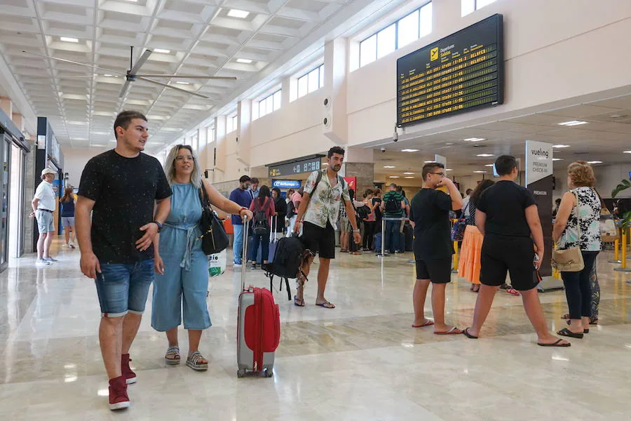 El aeropuerto de Granada vive su mejor año en la última década