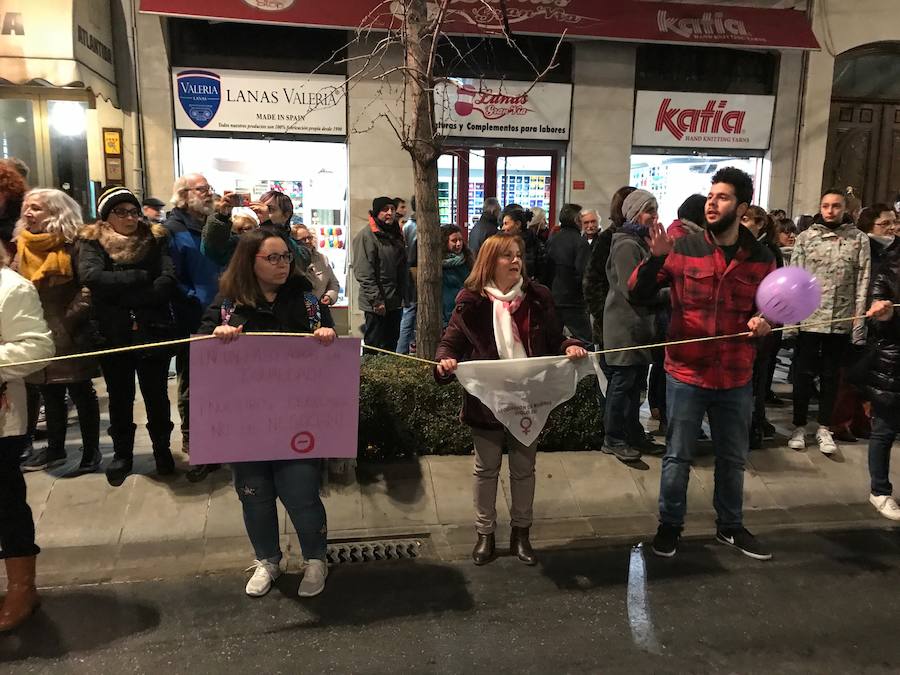 Gran Vía está cortada por la concentración, que irá en manifestación hasta plaza del Carmen