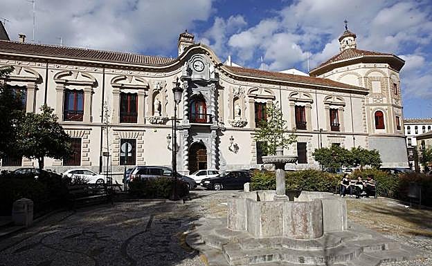 El candidato confirma su intención de suprimir el Consejo Consultivo situado en Granada