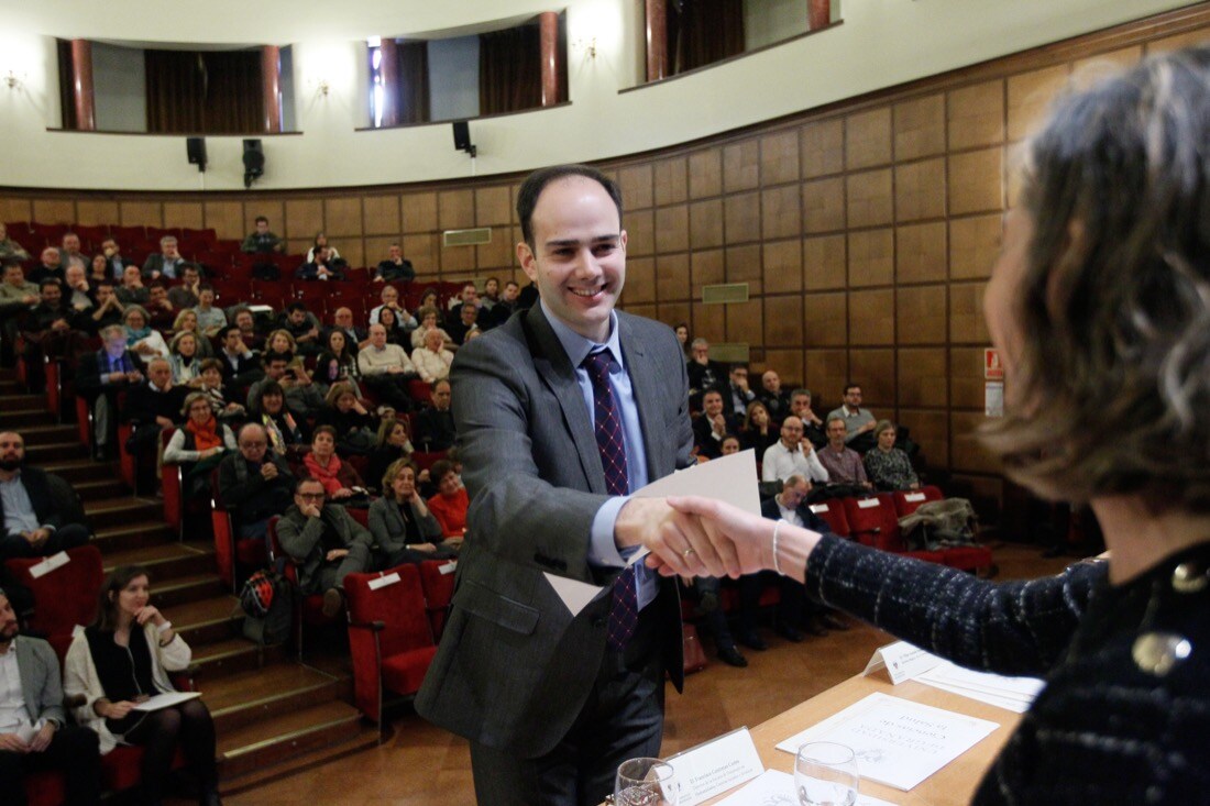 La UGR entrega los premios extraordinarios de doctorado a 36 hombres y mujeres que ahora trabajan en universidades de España y el extranjero