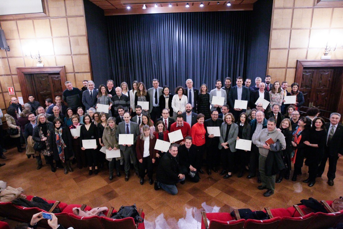 La UGR entrega los premios extraordinarios de doctorado a 36 hombres y mujeres que ahora trabajan en universidades de España y el extranjero
