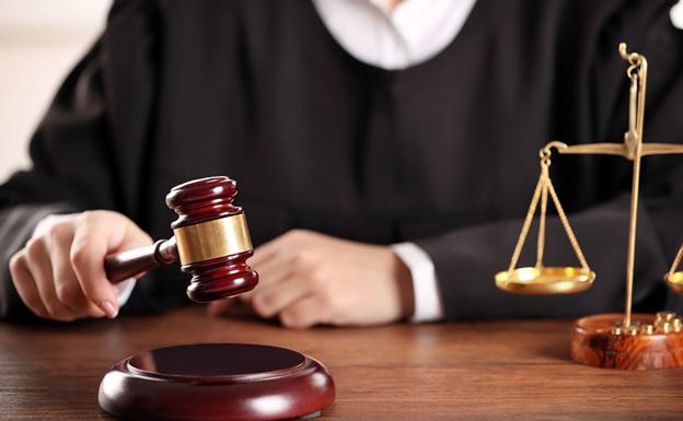 A juicio el acusado de robar dos pagarés por valor de 3.300 euros en Huéscar