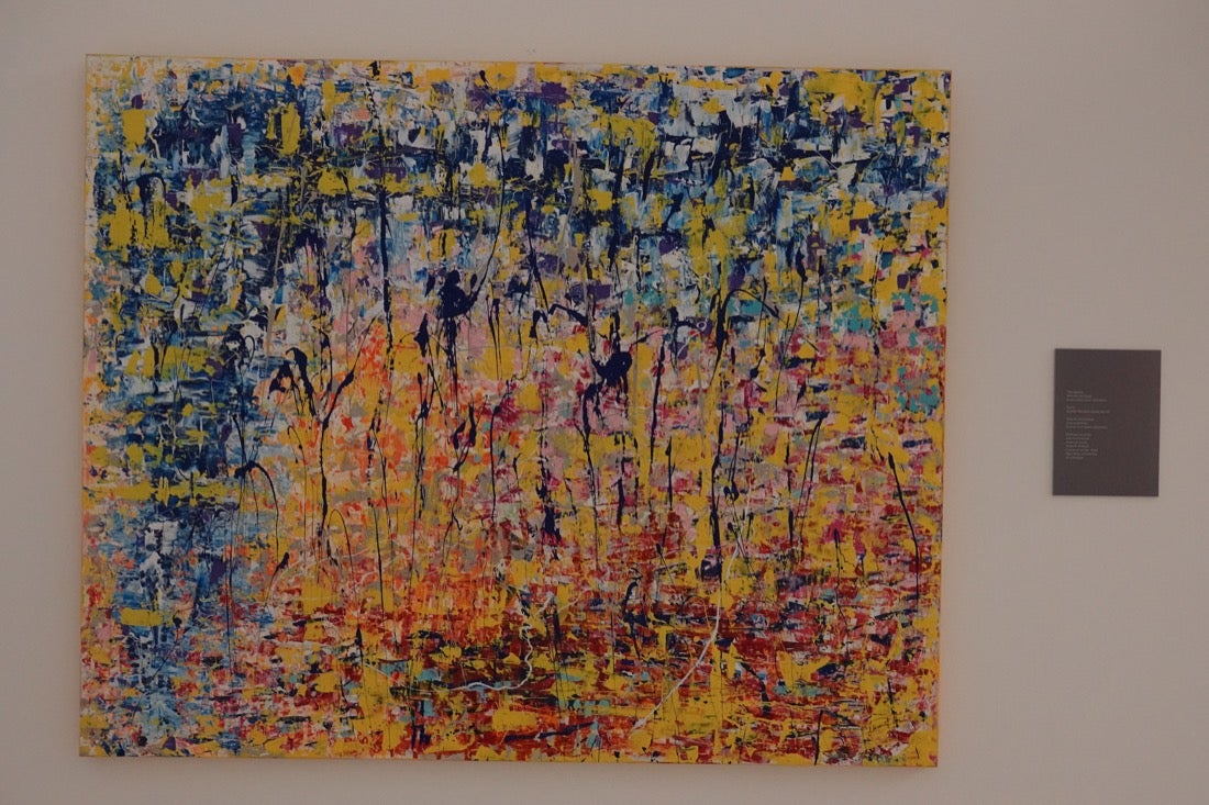 La Biblioteca de Andalucía acoge la exposición 'Palabras más allá del liezo', en la que tres pintores interpretan los textos de trece poetas andaluces de reconocido prestigio