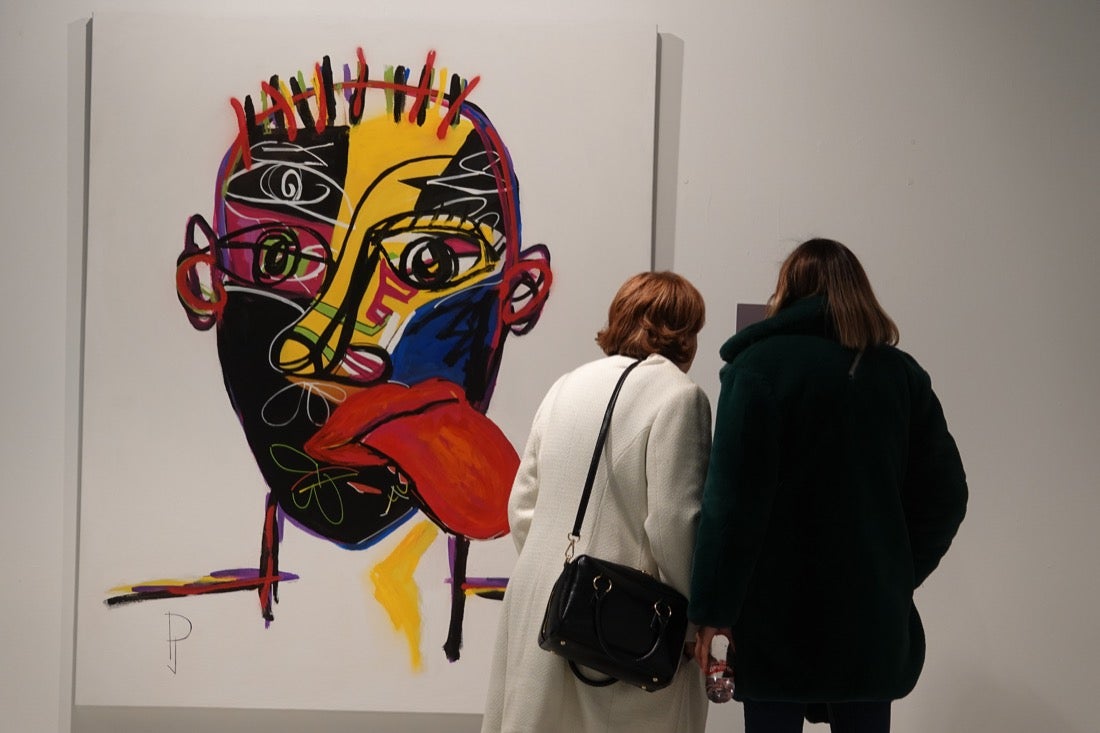 La Biblioteca de Andalucía acoge la exposición 'Palabras más allá del liezo', en la que tres pintores interpretan los textos de trece poetas andaluces de reconocido prestigio