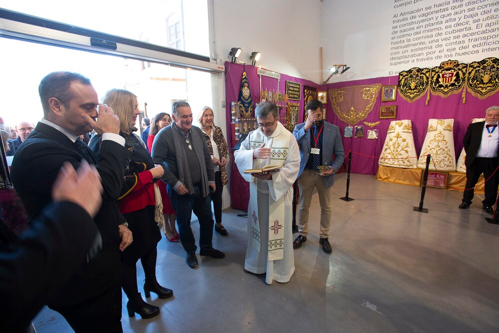 La histórica procesión Magna que sacó todos los pasos de la Semana Santa de Motril a la calle en octubre de 2017 marcó el camino y la Agrupación de Hermandades y Cofradías de Motril ha vuelto a demostrar todo lo que es capaz de hacer para reivindicar la grandeza de la Semana Mayor motrileña con 'Feriarco'