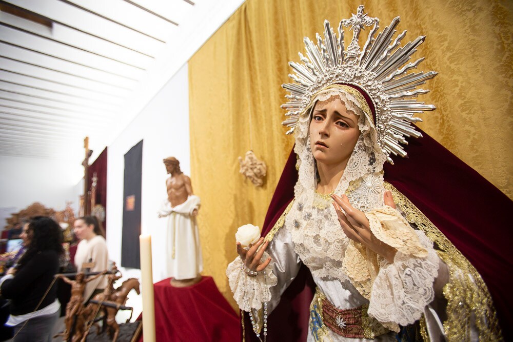 La histórica procesión Magna que sacó todos los pasos de la Semana Santa de Motril a la calle en octubre de 2017 marcó el camino y la Agrupación de Hermandades y Cofradías de Motril ha vuelto a demostrar todo lo que es capaz de hacer para reivindicar la grandeza de la Semana Mayor motrileña con 'Feriarco'