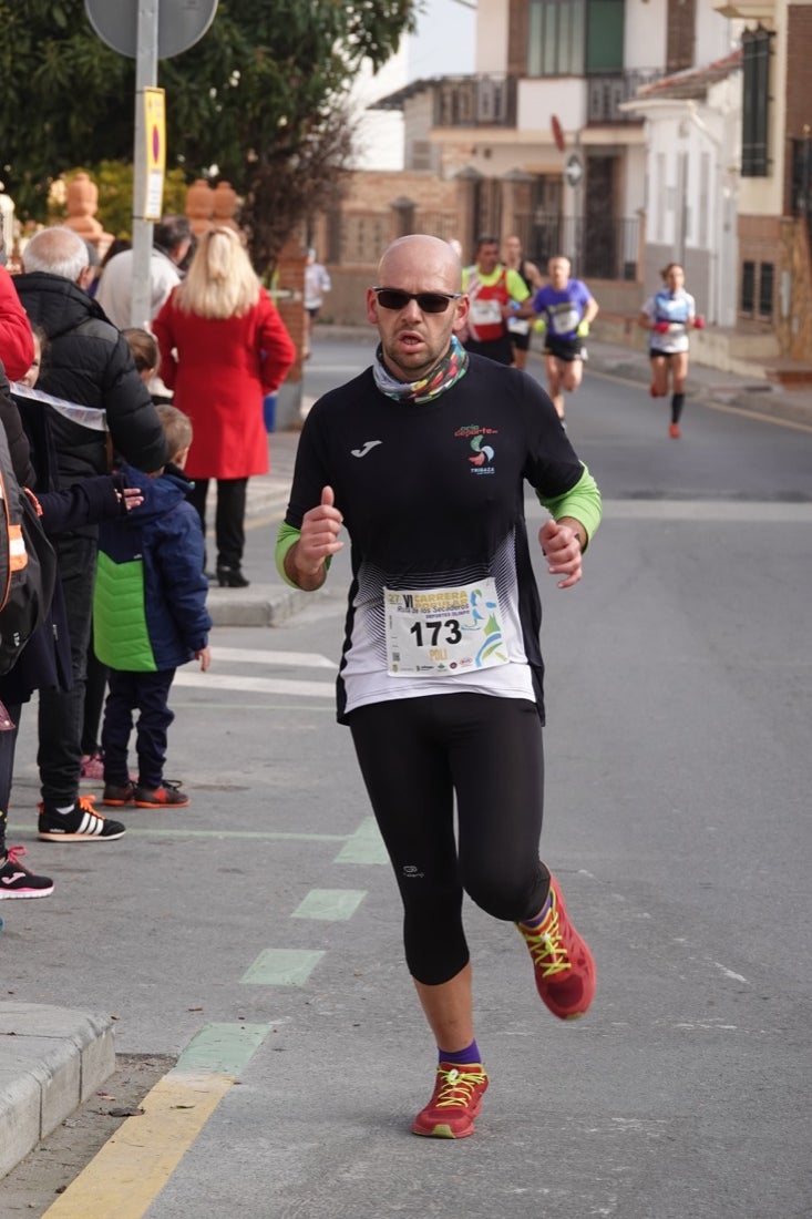 Un recorrido de 7 kilómetros en la categoría absoluta que transcurrió entre secaderos. Este año volvió a haber una categoría para senderistas de 5 kilómetros.