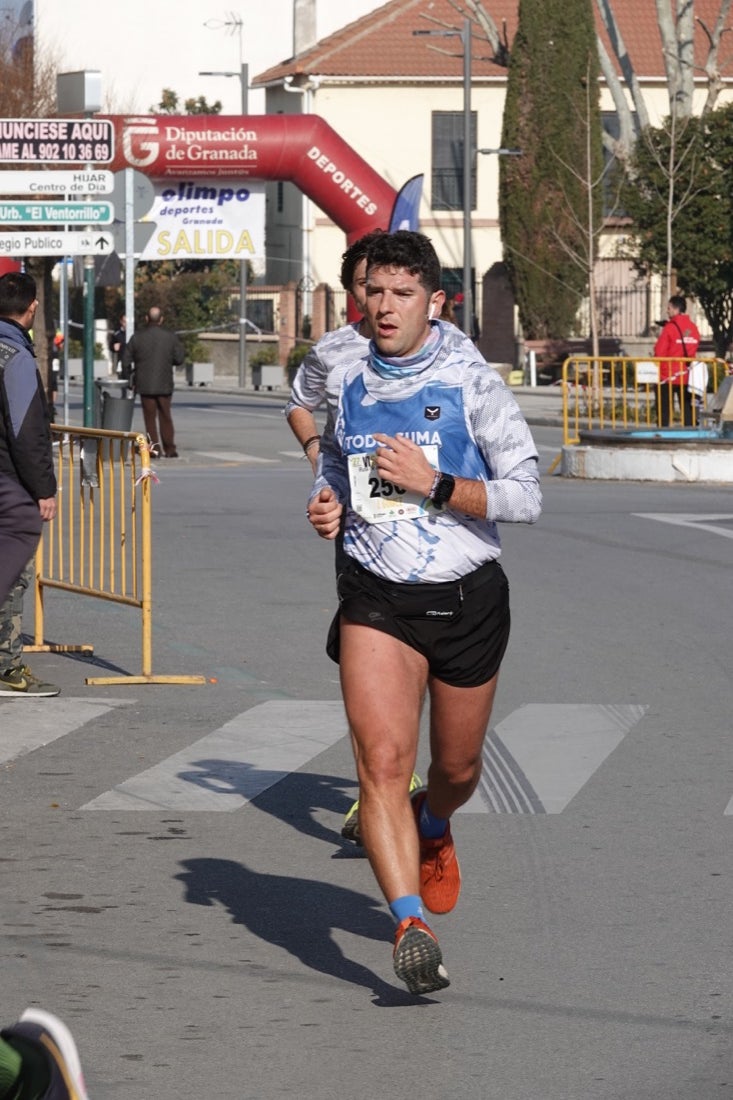 Un recorrido de 7 kilómetros en la categoría absoluta que transcurrió entre secaderos. Este año volvió a haber una categoría para senderistas de 5 kilómetros.