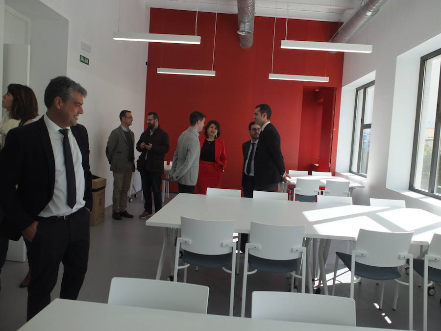 Aún no hay fechas para la apertura del resto de espacios de una dotación que prevé rejuvenecer la vida del centro al mismo tiempo que ofrece cultura