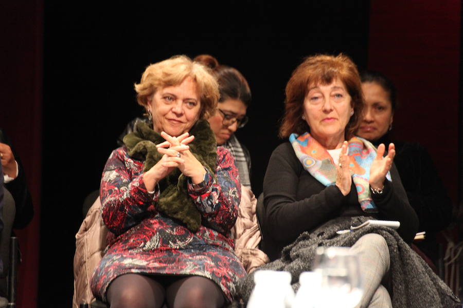 Emilio Calatayud ofreció ayer una conferencia en el Auditorio organizada por la Escuela de Padres de IDEAL