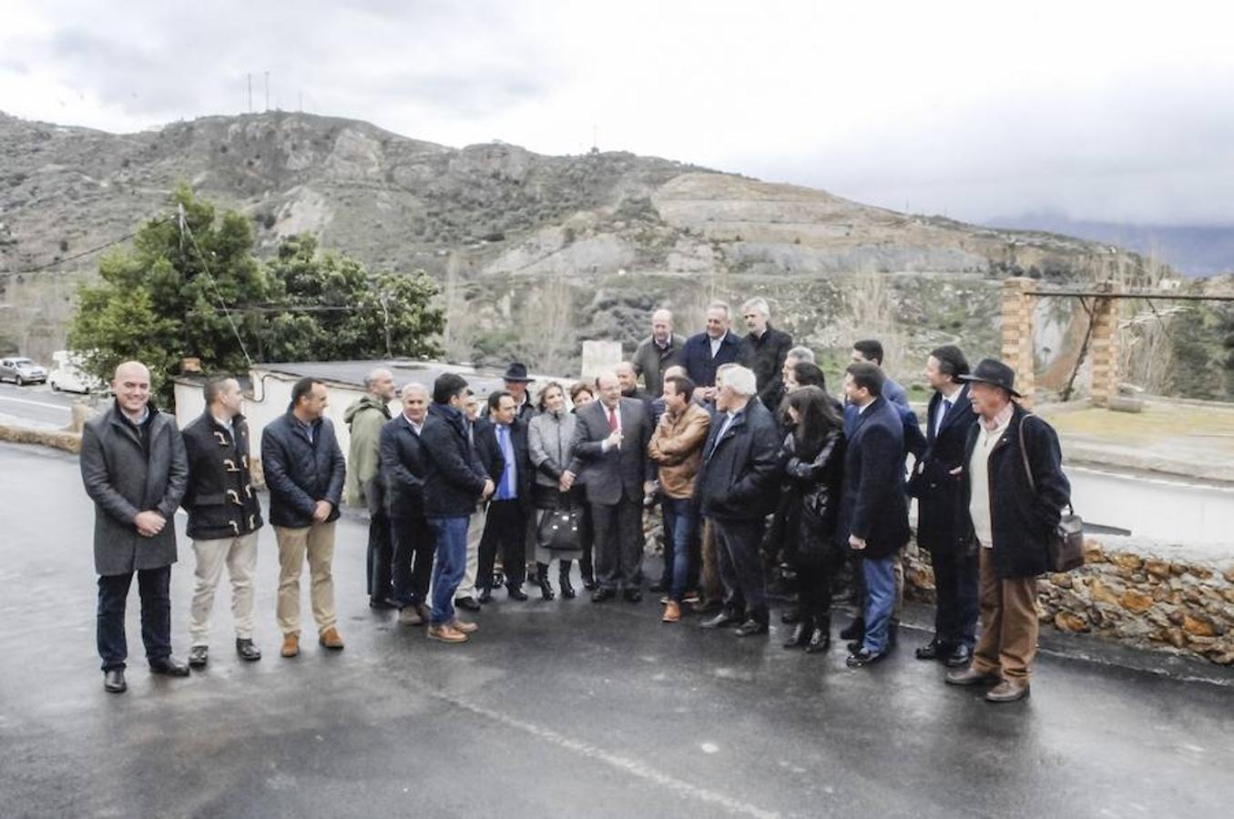 Ha visitado la nueva residencia del municipio, donde ha manifestado su compromiso con los mayores y ha destacado la necesidad de impulsar la gestión público-privada en proyectos de este tipo