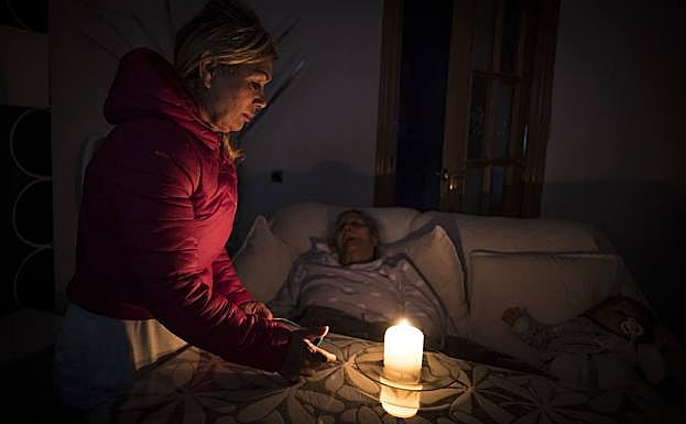 Vecinos de la Zona Norte afectados por los cortes de luz.