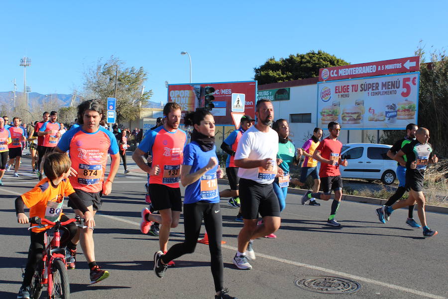 Alrededor de 4.700 corredores han tomado la salida en una mañana muy fría