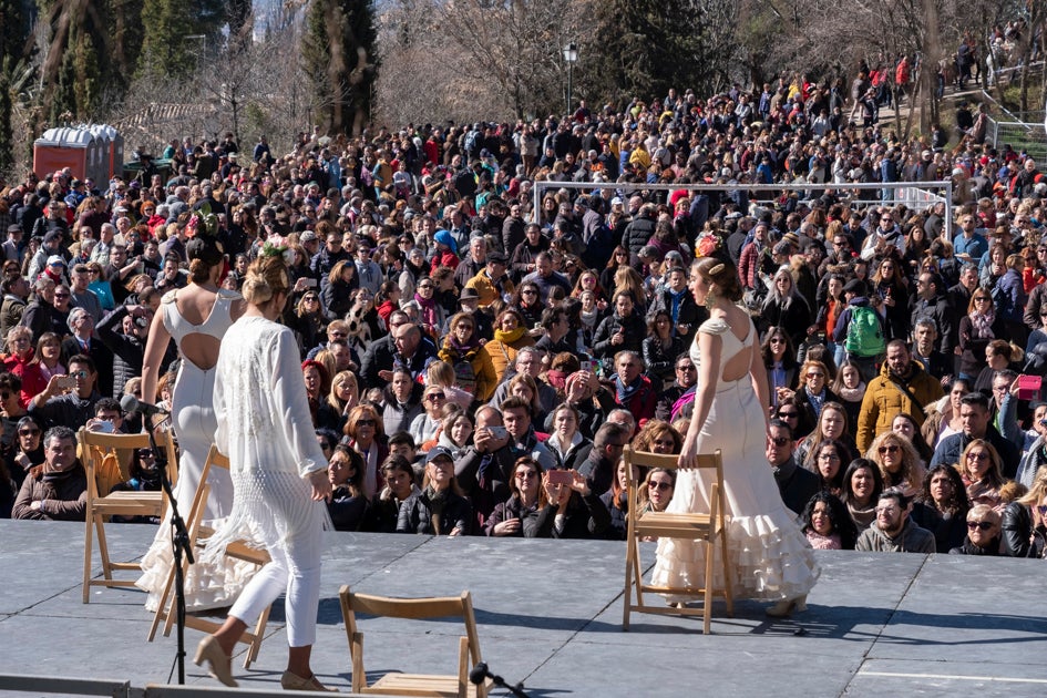 La celebración del patrón de Granada ha estado este año marcada por las alertas de nieve y frío de la Aemet