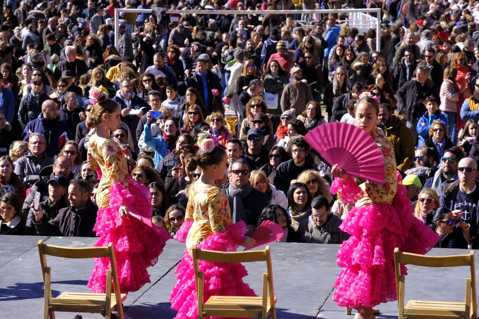 La celebración del patrón de Granada ha estado este año marcada por las alertas de nieve y frío de la Aemet