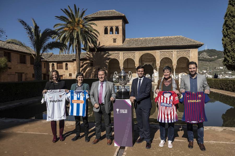 La final del torneo se jugará en el estadio de Los Cármenes de Granada el 11 de mayo y al trofeo aspiran Atlético de Madrid, Real Sociedad, Sevilla y Barcelona.