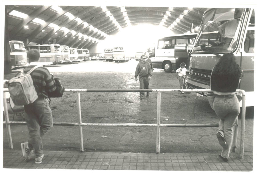 Andenes de la estación. 1992