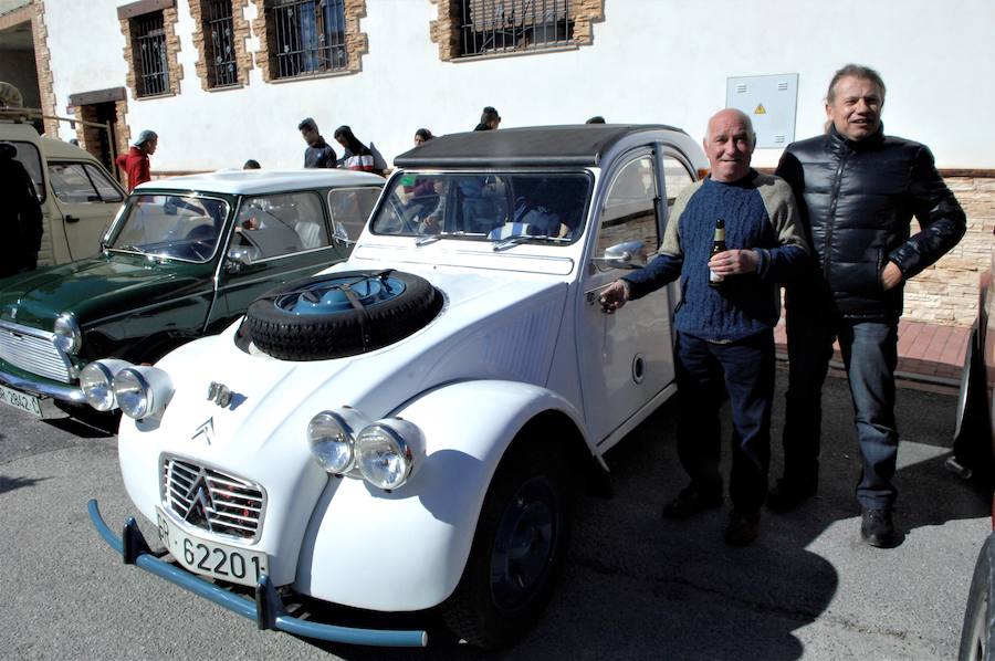 Cada vecino de este precioso pueblo del Valle de Lecrín guarda un lazo rojo bendecido y pasado por la imagen de San Blas para y en caso de enfermedad curar los males de garganta