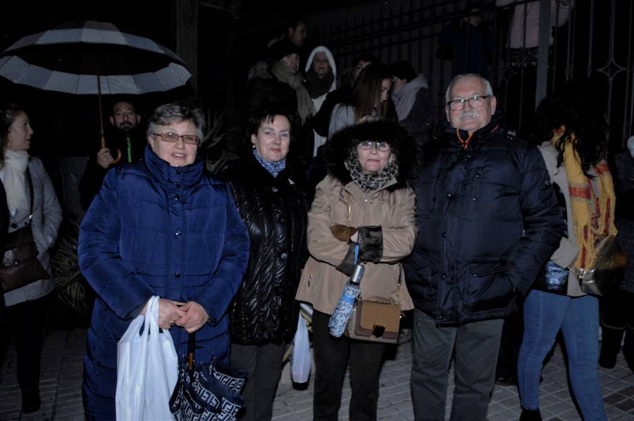 Cada vecino de este precioso pueblo del Valle de Lecrín guarda un lazo rojo bendecido y pasado por la imagen de San Blas para y en caso de enfermedad curar los males de garganta
