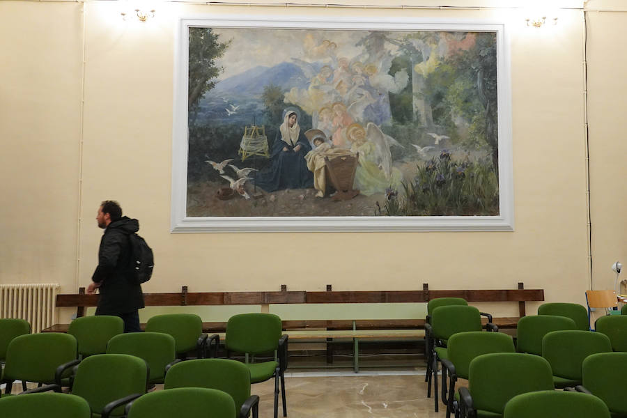 'Máter purísima', de Ramón Pulido, cedido al instituto Ángel Ganivet por el Museo de Arte Moderno.