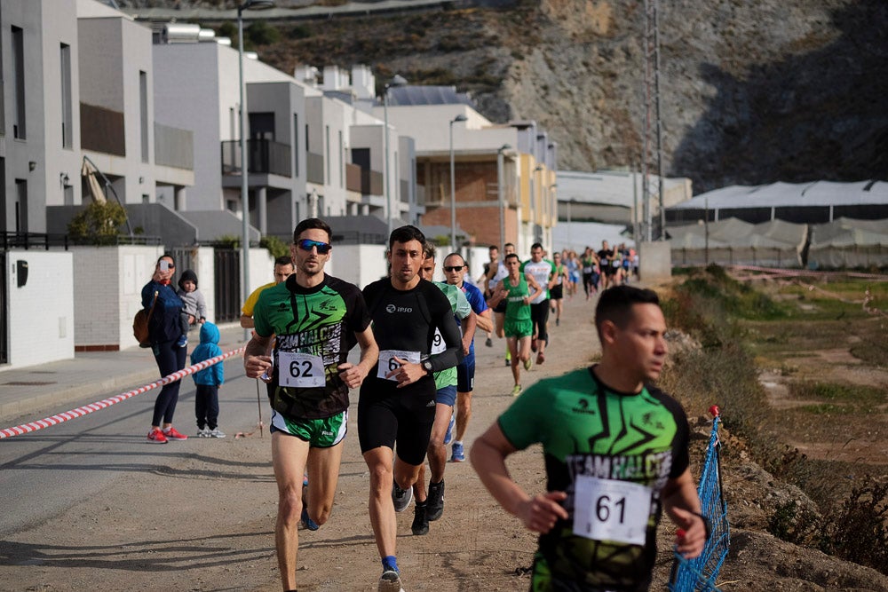 Desde la ELA de Carchuna-Calahonda apoyan las iniciativas que fomentan los hábitos de vida saludables y, como es en este caso, permiten realizar actividades deportivas en familia, permitiendo la participación de personas de todas la edades