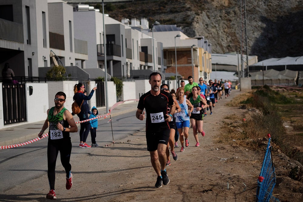 Desde la ELA de Carchuna-Calahonda apoyan las iniciativas que fomentan los hábitos de vida saludables y, como es en este caso, permiten realizar actividades deportivas en familia, permitiendo la participación de personas de todas la edades