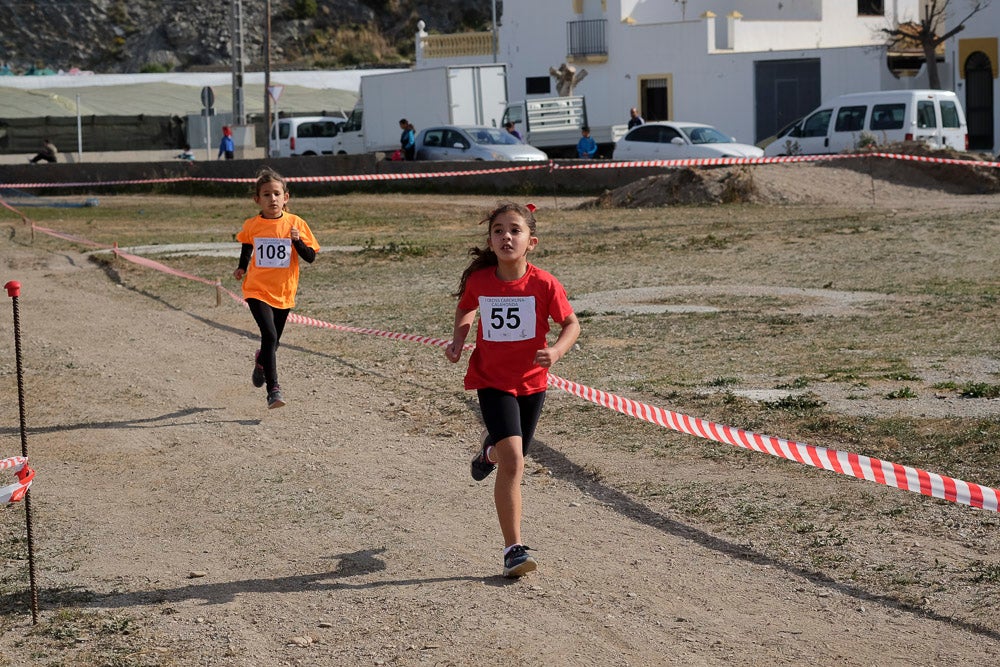 Desde la ELA de Carchuna-Calahonda apoyan las iniciativas que fomentan los hábitos de vida saludables y, como es en este caso, permiten realizar actividades deportivas en familia, permitiendo la participación de personas de todas la edades