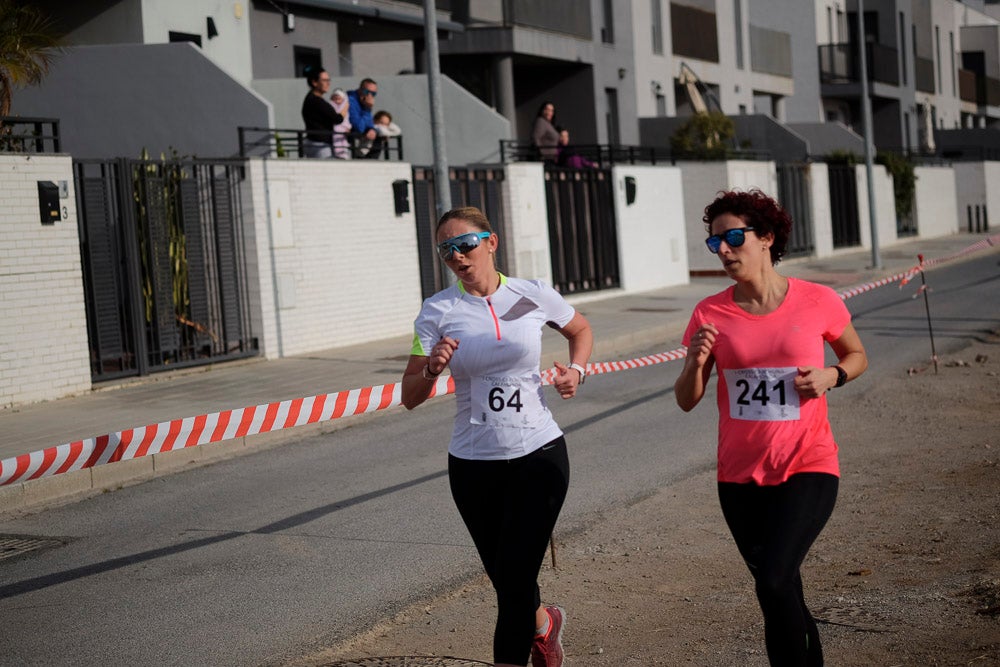 Desde la ELA de Carchuna-Calahonda apoyan las iniciativas que fomentan los hábitos de vida saludables y, como es en este caso, permiten realizar actividades deportivas en familia, permitiendo la participación de personas de todas la edades