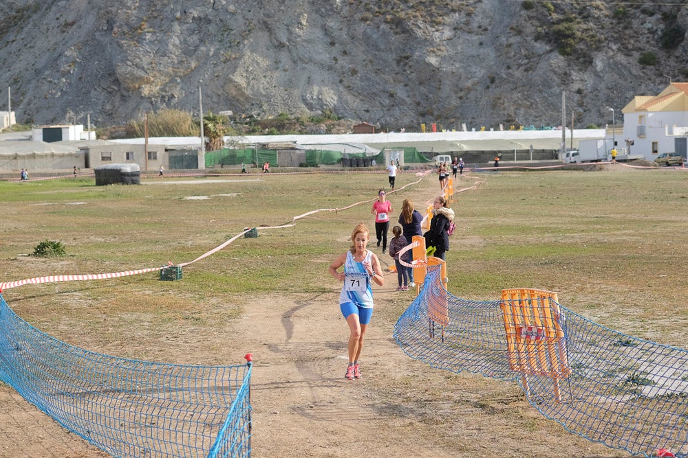 Desde la ELA de Carchuna-Calahonda apoyan las iniciativas que fomentan los hábitos de vida saludables y, como es en este caso, permiten realizar actividades deportivas en familia, permitiendo la participación de personas de todas la edades